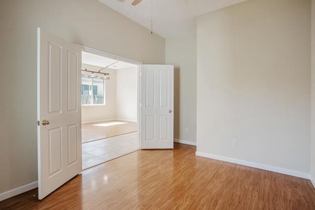 9712 Bovill Drive, Elk Grove CA: https://media.crmls.org/mediaz/dbea7a3b-c654-4a64-8273-e70d6fcb5596.jpg