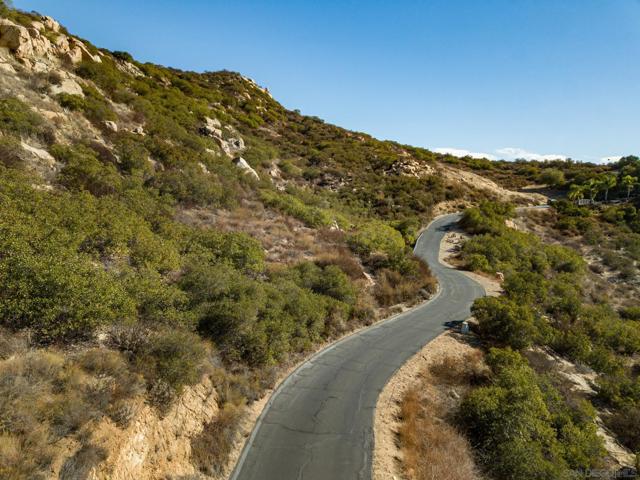 0 Camino Arriba, Ramona CA: https://media.crmls.org/mediaz/dbed4a76-938a-4794-91f7-926cf004c765.jpg