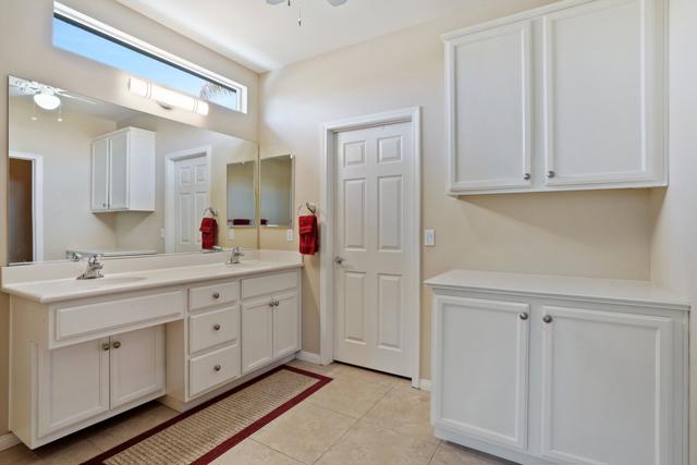 60519 Lace Leaf Court, La Quinta CA: https://media.crmls.org/mediaz/dbed81bc-bc48-40ff-ab84-f3c59fd1aafb.jpg