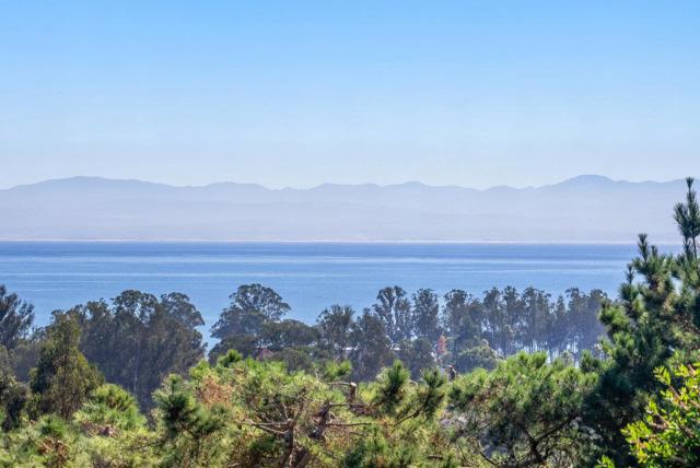 5365 Maretta Drive, Soquel CA: https://media.crmls.org/mediaz/dbee825b-ed47-4d66-88c2-9fe7edfcace7.jpg