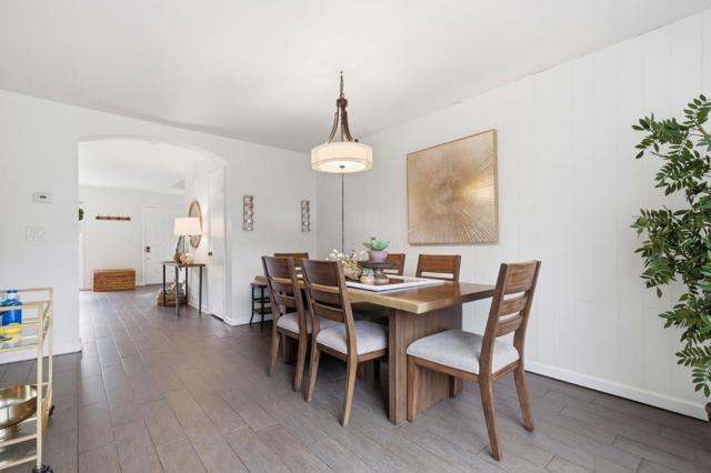 283 Perch Way, Aptos CA: https://media.crmls.org/mediaz/dbef5882-5740-41e8-8344-c4a7ffbf97cd.jpg