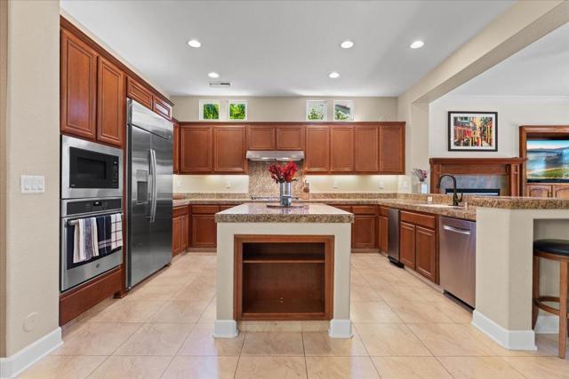 2316 Club Drive, Gilroy CA: https://media.crmls.org/mediaz/dbf0e4b4-dc41-4c9e-a36d-54bcba87e340.jpg