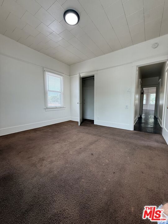 1111 Orizaba Avenue, Long Beach CA: https://media.crmls.org/mediaz/dbf0e7f5-dbdc-4600-8d99-2238ffaba518.jpg