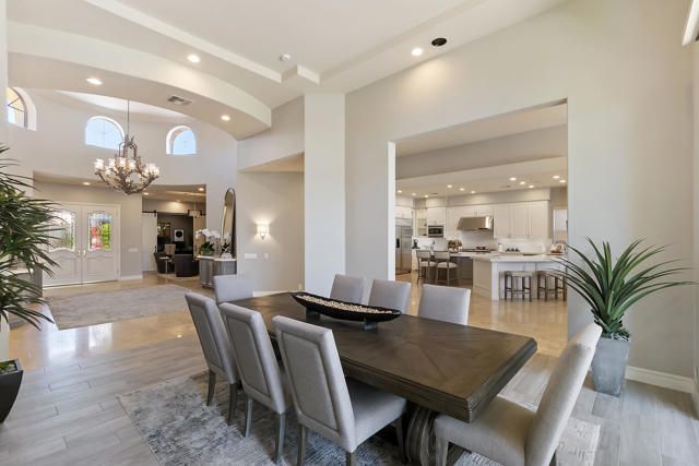 48644 Vista Palomino, La Quinta CA: https://media.crmls.org/mediaz/dbf19125-fef1-4c4d-9727-96974b8e0ed5.jpg