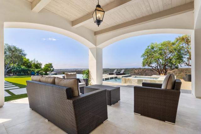 6938 The Preserve Ter, Carmel Valley CA: https://media.crmls.org/mediaz/dbf2a7c4-09df-4994-8c1b-c94e30a14b86.jpg