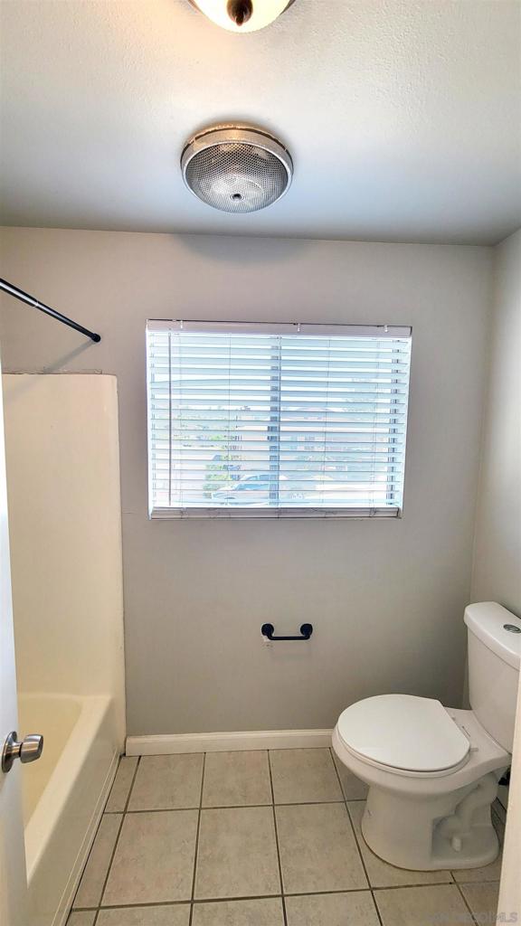 806 4th - photo 18