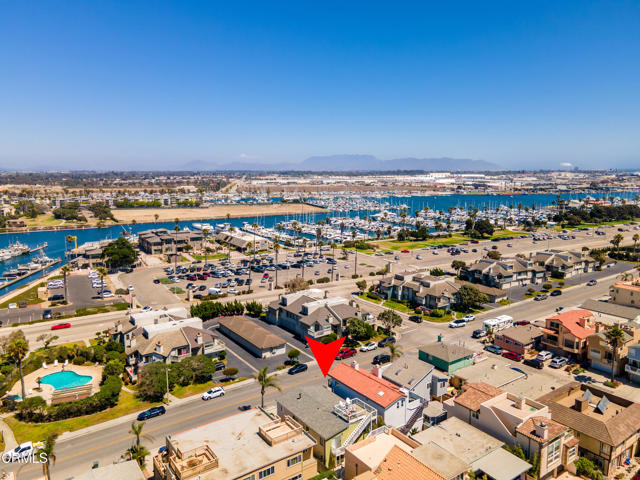 3715 Sunset Lane, Oxnard CA: https://media.crmls.org/mediaz/dbf4148e-d16f-4d35-9baa-6b0921858fbe.jpg