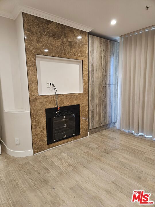 7218 Hillside Avenue, Los Angeles CA: https://media.crmls.org/mediaz/dbf499f7-9230-437f-a760-8e2a155998bb.jpg