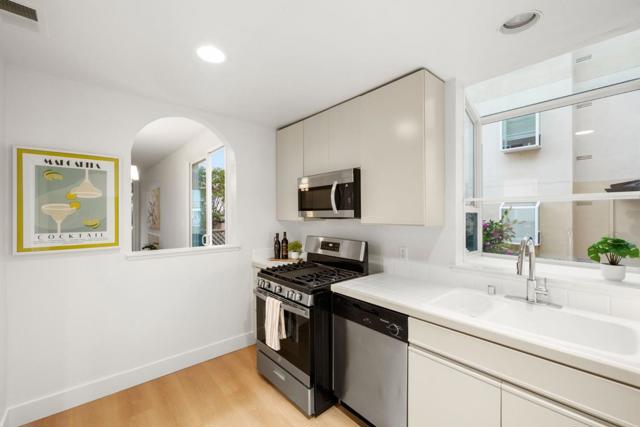 30 Lorton Avenue, Burlingame CA: https://media.crmls.org/mediaz/dbf56bed-114f-4a6f-819a-c2fefd3531cb.jpg