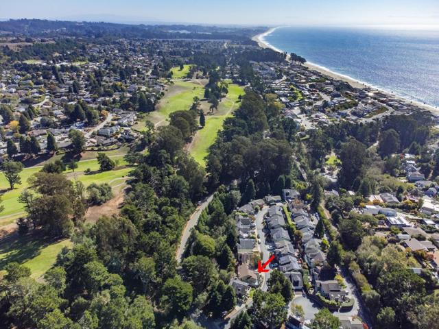 261 Dry Creek Road, Aptos CA: https://media.crmls.org/mediaz/dbf58768-e67b-488b-af7c-d23853142591.jpg