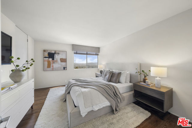 3625 Lowry Road, Los Angeles CA: https://media.crmls.org/mediaz/dbf5cd13-dab0-468d-8cfa-0cd655a1f7f3.jpg