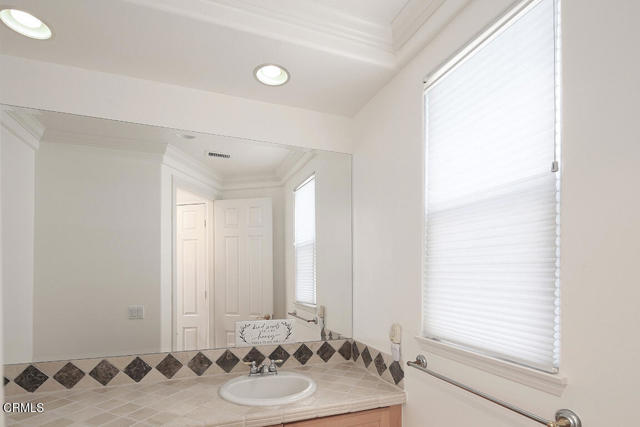 Detail Gallery Image 18 of 58 For 2880 Avenida De Autlan, Camarillo,  CA 93010 - 4 Beds | 4/1 Baths