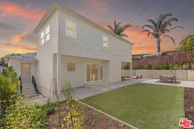 5018 Valleydale Avenue, Los Angeles CA: https://media.crmls.org/mediaz/dbf71651-eba3-4b9f-9941-dcfd37f5b084.jpg