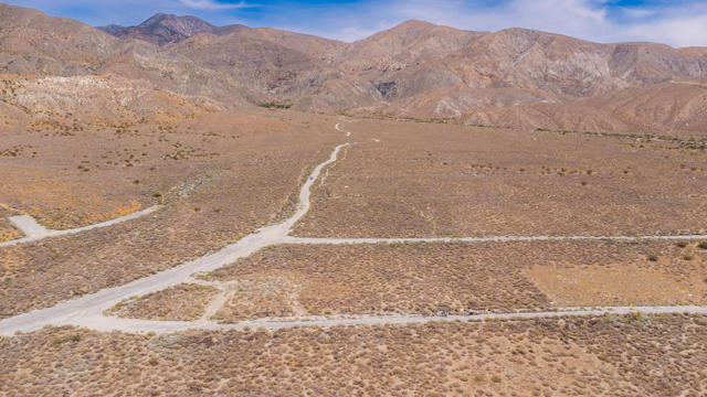 0 Cottonwood Drive, Whitewater CA: https://media.crmls.org/mediaz/dbf8b715-7f9d-416d-b032-03ecf87528d0.jpg