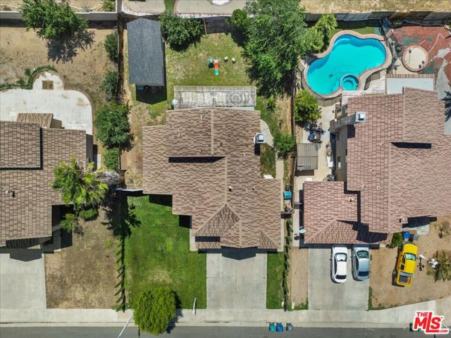 3228 Rollingridge Avenue, Palmdale CA: https://media.crmls.org/mediaz/dbf9ca5d-da40-4dc2-9cd8-35e0ef7c81d5.jpg