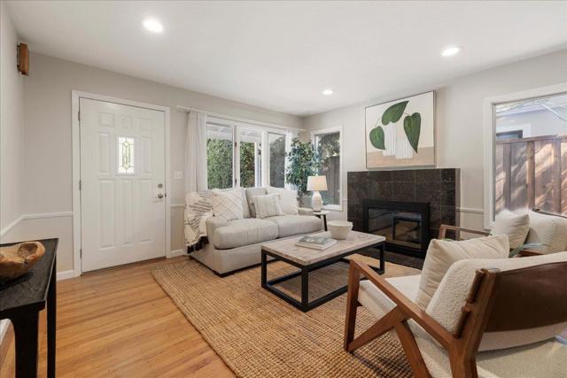 244 Hillview Avenue, Redwood City CA: https://media.crmls.org/mediaz/dbfc116d-1e83-4342-ba36-dbbf51ea28c3.jpg