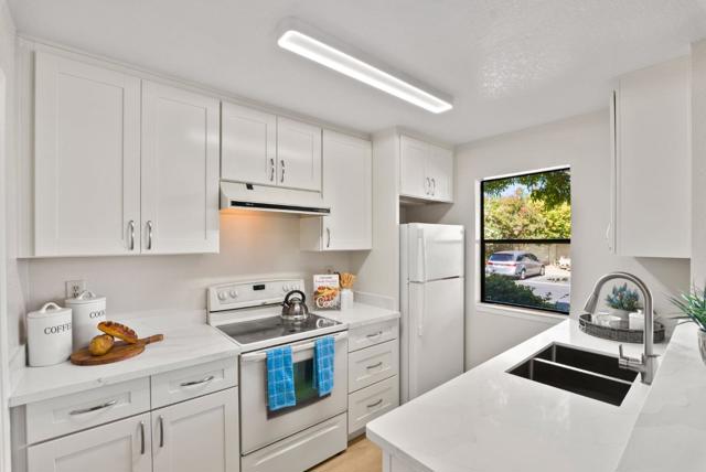 1340 Meadow Ridge Circle, San Jose CA: https://media.crmls.org/mediaz/dbfd10e8-f018-489e-b1d7-b28229e87fe6.jpg