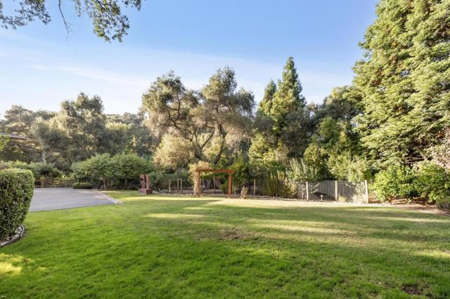Image 5 of 35 For 3 Oak Forest Court