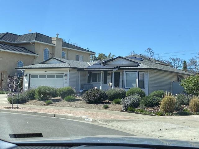1017 Craig Drive, San Jose CA: https://media.crmls.org/mediaz/dbfe6dcf-8da5-4390-b36c-7849dfdd4b21.jpg