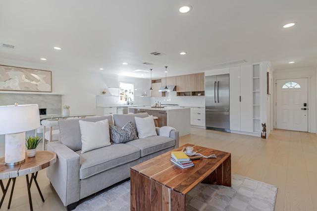 4730 Del Loma Court, Campbell CA: https://media.crmls.org/mediaz/dbfed6f1-b674-4a2c-9adf-2e6e3cf97a40.jpg