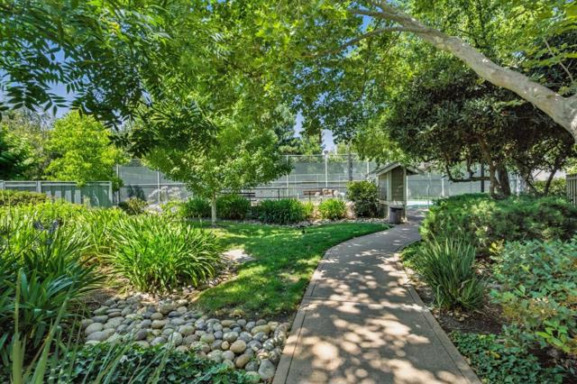 1862 Stratton Circle, Walnut Creek CA: https://media.crmls.org/mediaz/dbff1b7d-2189-41b9-9e3f-f28cddf90d14.jpg