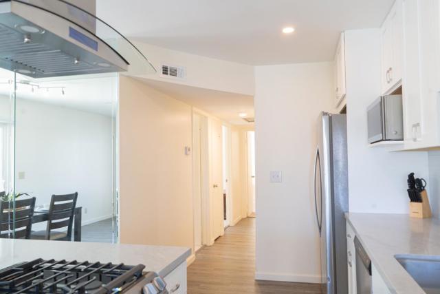 33157 Lake Superior Place, Fremont CA: https://media.crmls.org/mediaz/dbffe669-d1bf-4658-8667-ee9bf9d77279.jpg