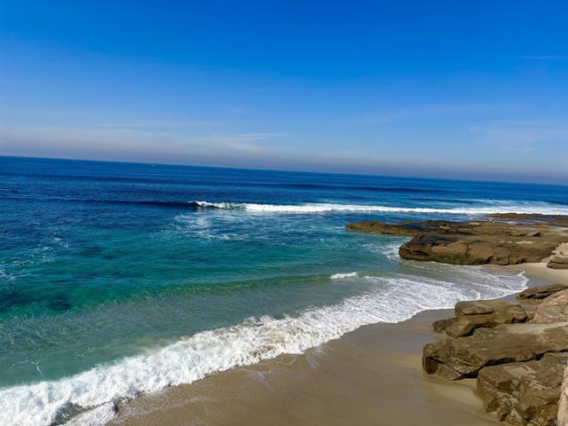 Detail Gallery Image 38 of 39 For 7509 Draper Ave #309,  La Jolla,  CA 92037 - 2 Beds | 2 Baths