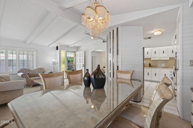 Detail Gallery Image 12 of 43 For 8 Calle Fronte #204,  Camarillo,  CA 93012 - 2 Beds | 2 Baths