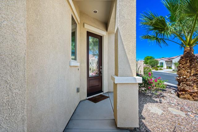 39007 Camino Orquesta, Indio CA: https://media.crmls.org/mediaz/dc03fa17-ce41-41ed-988a-7537ee8a0bda.jpg