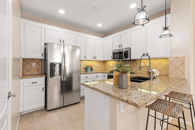 13020 La Porta Point, San Diego CA: https://media.crmls.org/mediaz/dc04843b-07a0-45cb-9dfc-6c26519a942e.jpg