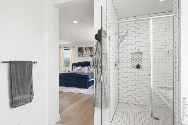 8304 The Grant Place, Bonita CA: https://media.crmls.org/mediaz/dc04e99b-8b95-4432-bfad-aa8b6547c194.jpg