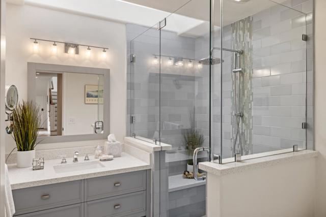 1015 Jewell Avenue, Pacific Grove CA: https://media.crmls.org/mediaz/dc05ff7f-a1e8-486e-b061-c0287b301a34.jpg