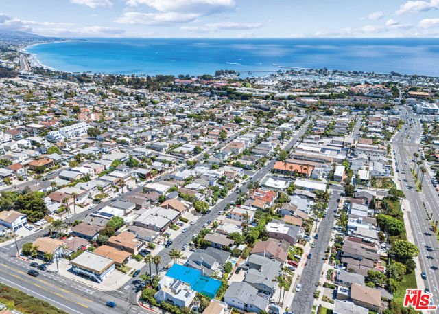 33751 Silver Lantern Street, Dana Point CA: https://media.crmls.org/mediaz/dc0770ad-e832-48dd-9d52-8714b0ddd60a.jpg