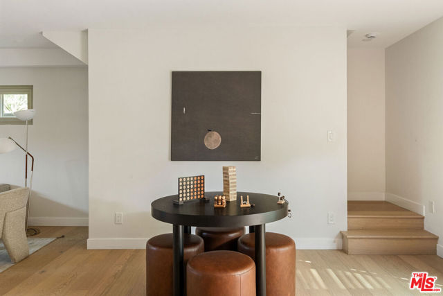 7248 W 88th Place, Los Angeles CA: https://media.crmls.org/mediaz/dc07ce25-a26d-4043-8645-ed9b7d388d66.jpg