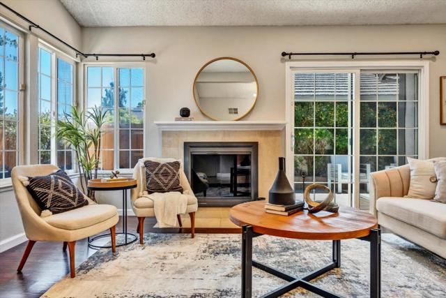 4241 Sora Terrace, Fremont CA: https://media.crmls.org/mediaz/dc088d74-98f6-4903-b142-a80d4e5d3553.jpg