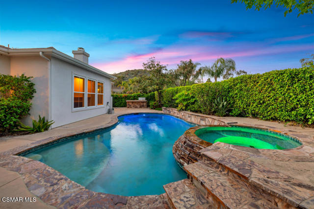 1048 Via Adorna, Newbury Park CA: https://media.crmls.org/mediaz/dc08d55a-d651-4f0c-acbe-fea18fc25d22.jpg