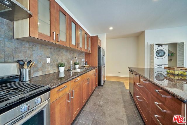 614 N Genesee Avenue, Los Angeles CA: https://media.crmls.org/mediaz/dc0a58c0-b5b4-4dd7-9604-8aa4cb47f606.jpg