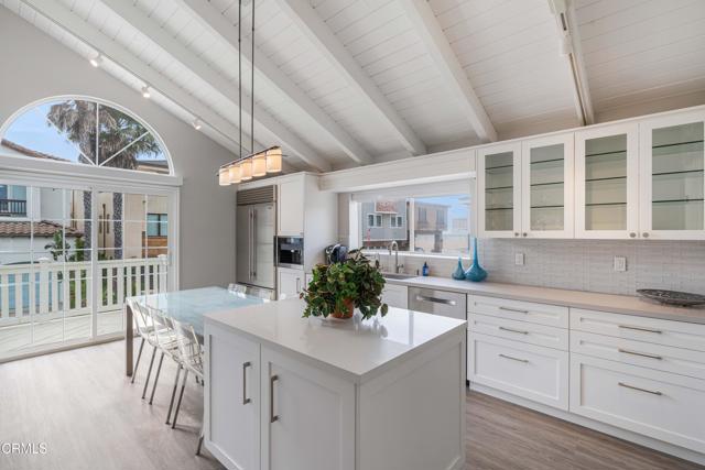 1410 MARINE Way, Oxnard CA: https://media.crmls.org/mediaz/dc0ade54-58f2-4b04-9fea-6ec5249624d2.jpg