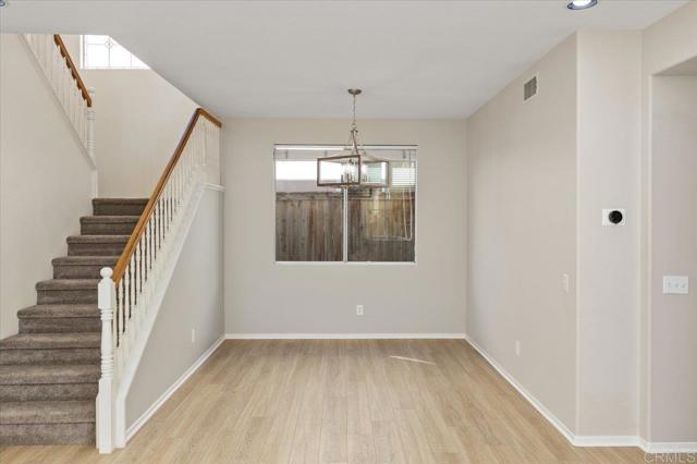 Image 11 of 47 For 230 Venetia Way