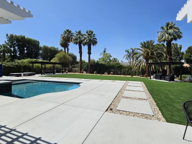 Image 47 of 55 For 72278 Barbara Drive