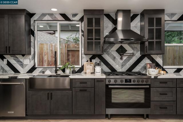 1961 Ardith Dr, Pleasant Hill CA: https://media.crmls.org/mediaz/dc0d73ae-c8eb-4925-9548-082531e0cd44.jpg
