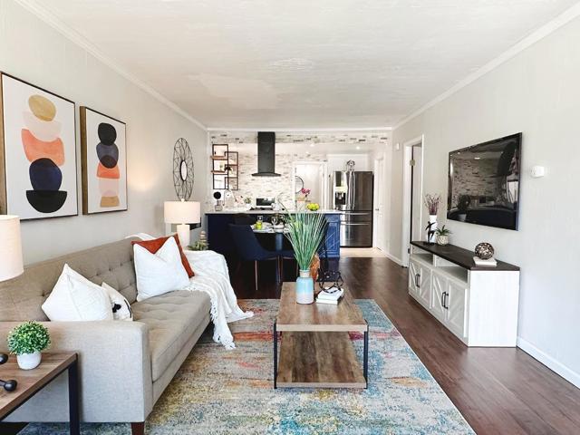 531 N 12th Street, San Jose CA: https://media.crmls.org/mediaz/dc1033e8-3a3e-488f-900e-b0e930400742.jpg