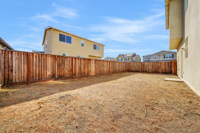 21 Sycamore Street, Greenfield CA: https://media.crmls.org/mediaz/dc11cb5f-bc8c-4469-a7bb-5488e6dd74bc.jpg