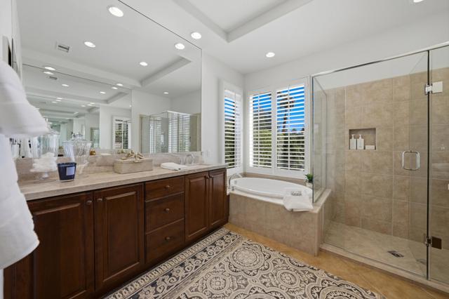 48224 Big Horn Drive, La Quinta CA: https://media.crmls.org/mediaz/dc1204ca-4263-4d28-a6f0-c54ae06d7ee2.jpg