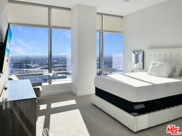 900 W Olympic Boulevard, Los Angeles CA: https://media.crmls.org/mediaz/dc1369c3-fa13-4f3d-9f22-6eae1c0894e0.jpg