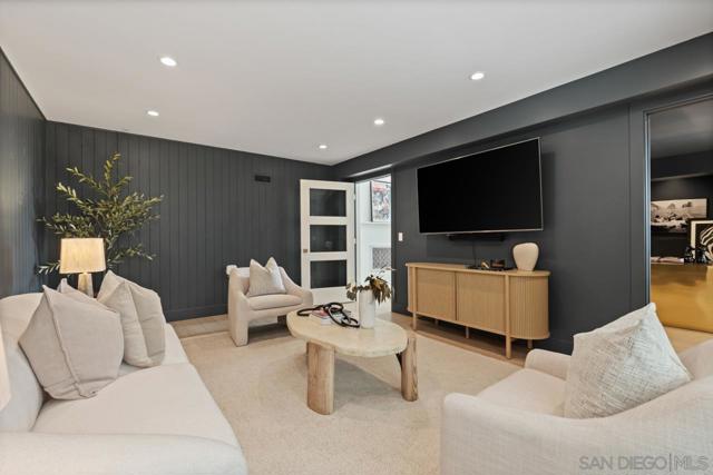 3360 Mount Laurence, San Diego CA: https://media.crmls.org/mediaz/dc141f2a-ca70-49c8-8e6d-4af8ab815482.jpg