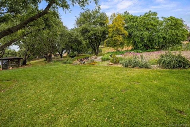15847 Mac Tan Ln, Valley Center CA: https://media.crmls.org/mediaz/dc1470e5-e141-4fad-93e0-ac3e1dd8bc3e.jpg