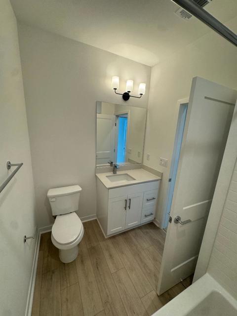 220 Babson Court, Claremont CA: https://media.crmls.org/mediaz/dc14e7c6-743c-42f9-a1f1-7cfc7c9c350b.jpg