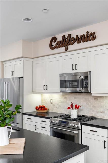 Detail Gallery Image 36 of 63 For 2517 State St, Carlsbad,  CA 92008 - 2 Beds | 2/2 Baths