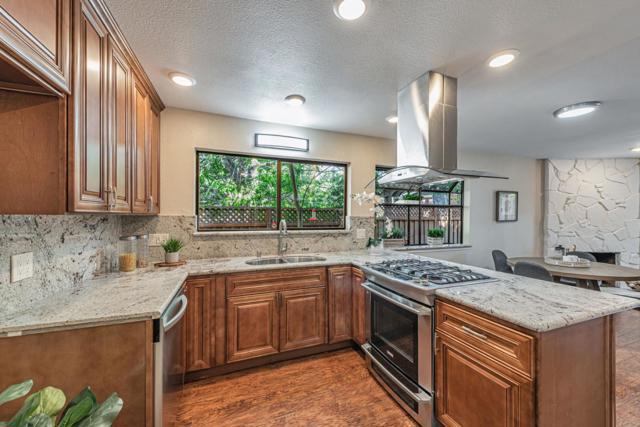 16904 Spencer Avenue, Los Gatos CA: https://media.crmls.org/mediaz/dc15c703-ee29-4451-b441-bb0b938d47dd.jpg